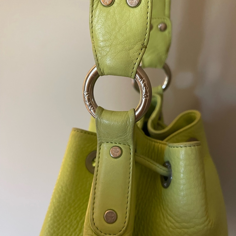 MCM Pebbled Leather Lime Green Bucket Bag Small Shoulder - Picture 4 of 8